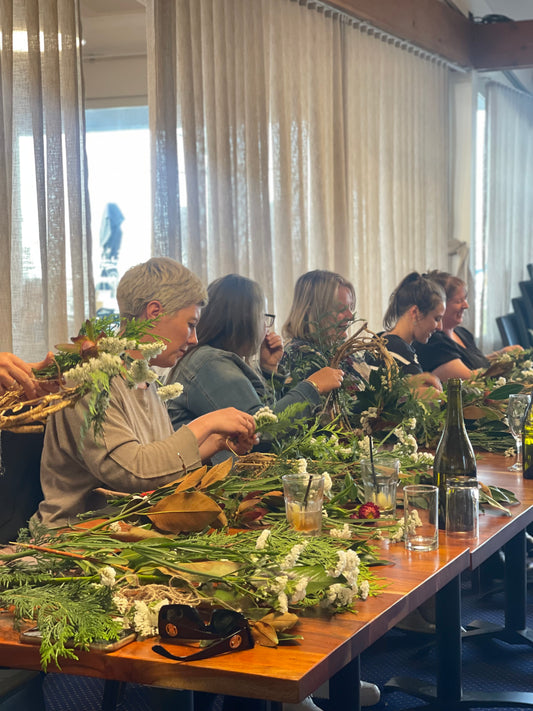 Wreath making - 5th DEC 10am-11:30am